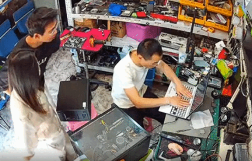 妹子高配游戏本频繁过热!维修师傅傻眼：跟你遭老罪了