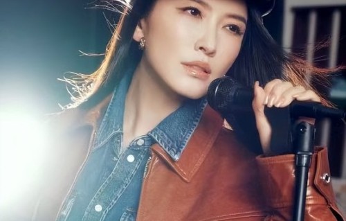 徐洁儿在《乘风2026》一公的舞台表现和个人排名具体是怎样的？