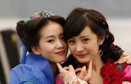 刘诗诗给杨幂送上生日祝福,一句回复“爱你”暴露两人关系