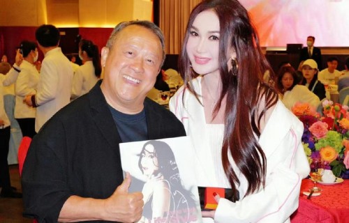 温碧霞出席曾志伟73岁生日宴，晒和邱淑贞合照，快60岁状态太好了|钟楚红|张耀扬|女儿|女神|沈星