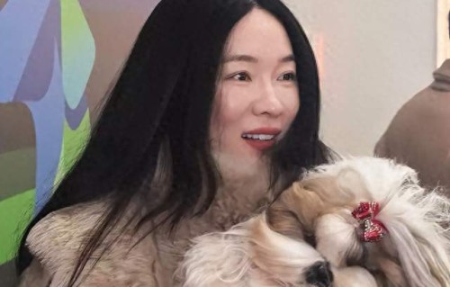 霍思燕转型专业牵犬师 国际赛事获佳绩:相关情况梳理|宠物犬|训练|蜜蜡|杜江|爱情面前谁怕谁