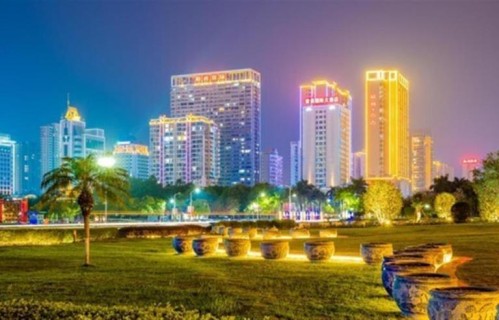 女人想你，从来不是无缘无故，要么是生理需求，要么是经济需求