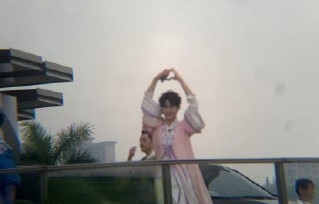 张真源被称作“端水大师”，他在节目中的哪些具体表现塑造了这一形象？|战至巅峰|跑男团|平衡|时代少年团|综艺