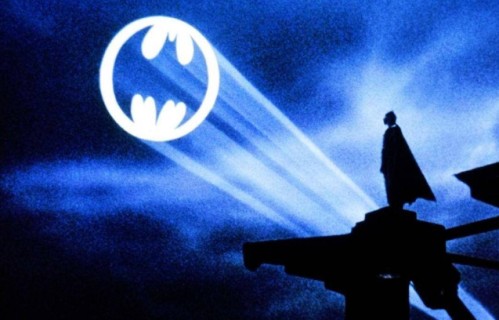 《蝙蝠侠之侠影之谜》:蛰伏、春晓、萌芽、集结与开端|杰克·尼科尔森|迈克尔·基顿|蒂姆·伯顿|电影票房|银翼杀手