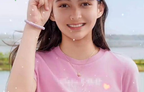 马雅舒晒女儿近照，米雅颜值太会长，12岁颜值已赶超妈妈