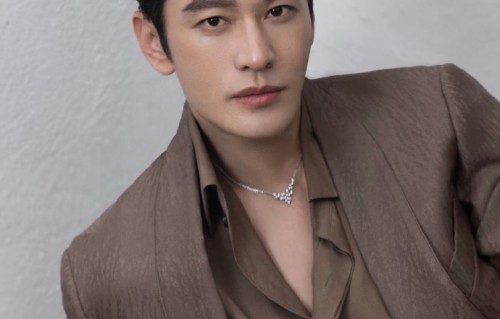 黄晓明再进上戏博士复试名单，去年失利后曾表态“明年再战”