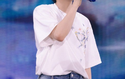 周深演唱的50余部影视OST中，他个人最难忘的是哪几首歌？