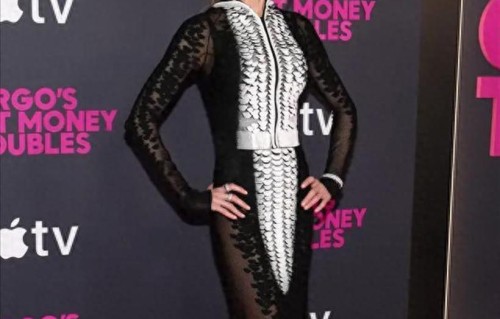 透视装亮相！妮可离婚1年半接9部戏，与闺蜜前夫传绯闻引爆话题！