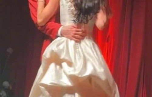 《黑袍纠察队》演员杰克·奎德与克劳迪娅·多米特在澳结婚|丹尼斯·奎德|梅格·瑞恩|瑞恩·纽曼|后天|星二代