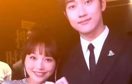 金莎晒结婚五金，小17岁老公曾称：3年前金价四五百，那时候攒的