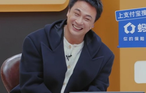 谁又能想到，《无限超越班4》的镜头，却成了短剧男主真实颜值的“照妖镜”