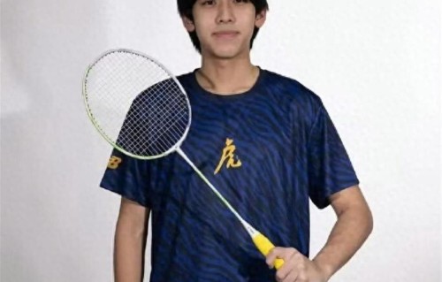 网友：林志颖祖宗18代都要感谢陈若仪，她生了一个高帅版的林奶奶