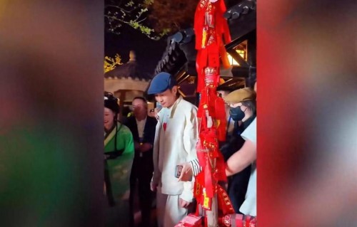 欢迎霸王回家！何润东时隔 14 年再扮项羽，依旧是当年模样