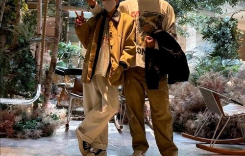 孙艺珍晒夫妻近照，3岁儿子当摄影师，玄彬两人像大学情侣