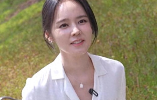 延政勋高调告白韩佳人！樱花甜蜜约会，直言当初只因颜值心动结婚 