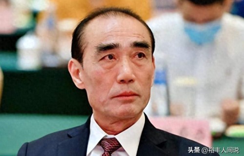 福建富豪许世辉超市内凑孙！紧盯特价商品，儿子去世曝女婿上门 