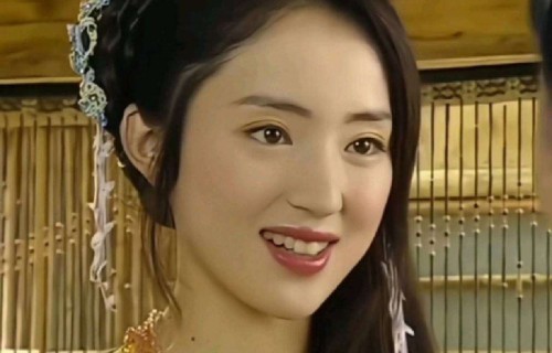 女儿晒出妈妈20年前旧照，网友:这颜值放现在能直接出道!|雪花女神龙|高舒乔|上官燕|董璇|护肤品