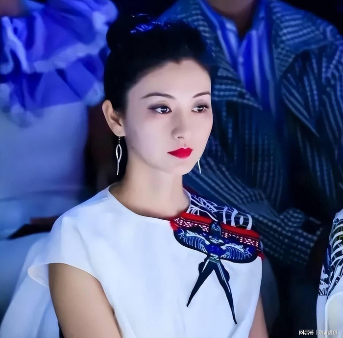 打开网易新闻 查看精彩图片