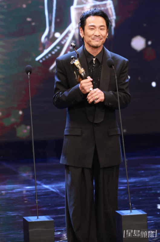 ▲杜德伟获得金像奖“最佳男配角”。